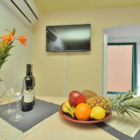 Old Town Apartments Novigrad (Dalmatia)