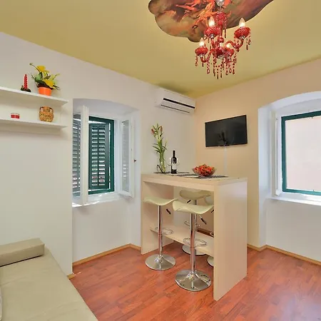 Old Town Apartments * Novigrad (Dalmatia)